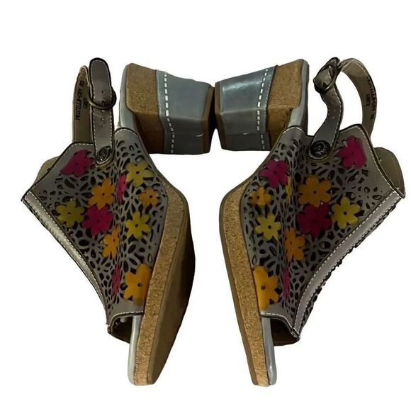 L’Artiste slip ons size 8 - Picture 4 of 6